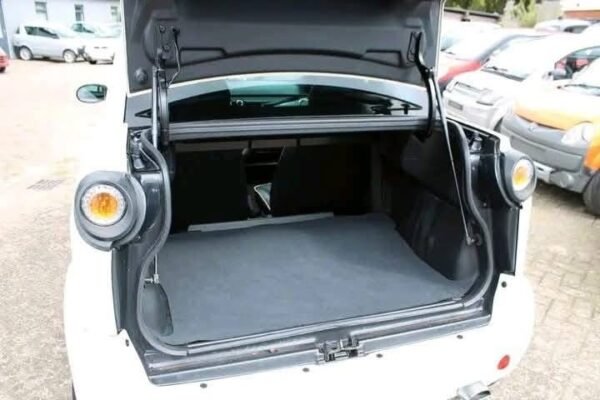 MICROCAR F8c – Image 6